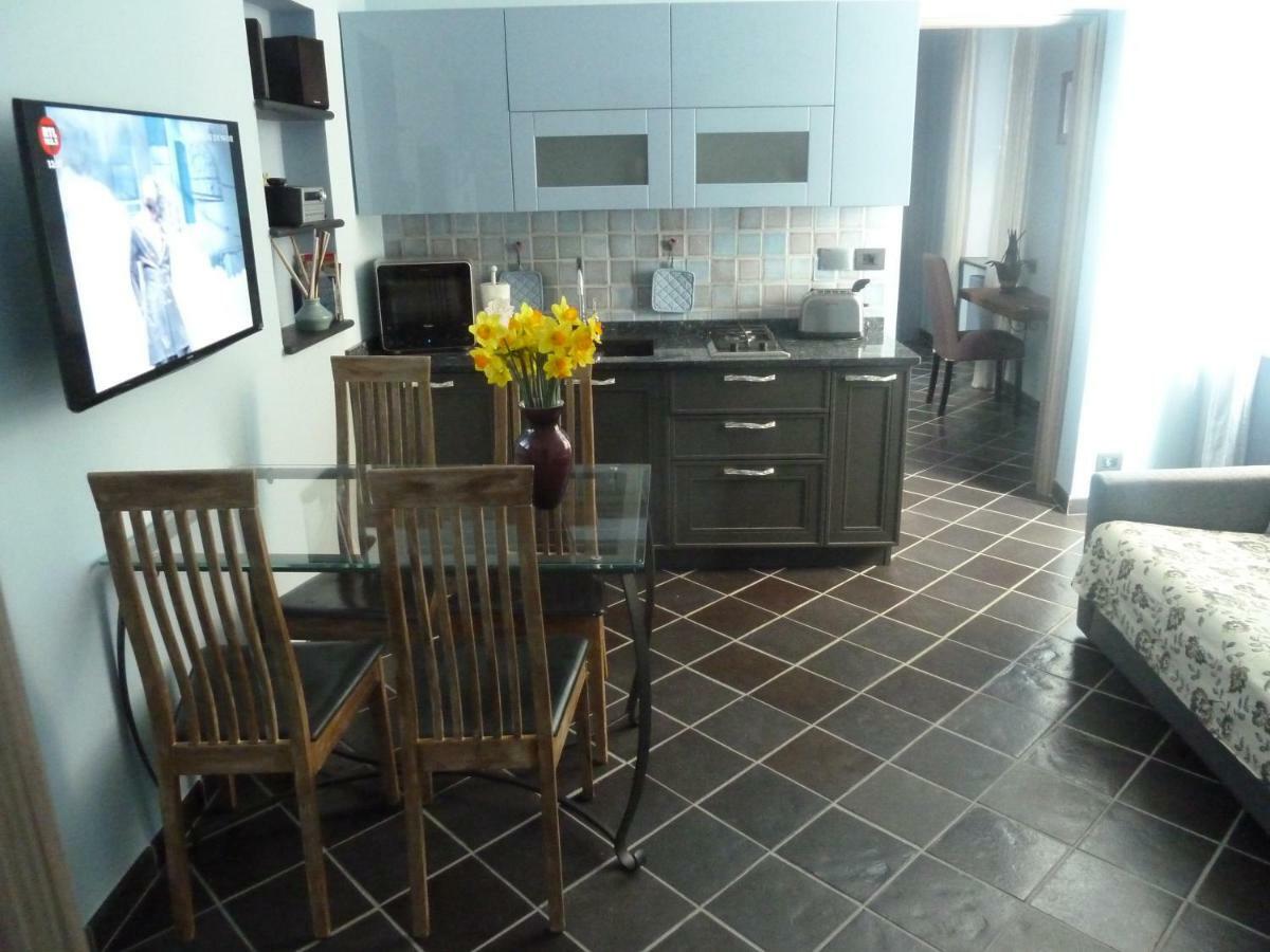 Apartment Casa Orefici, 4 In Front Of Aquarium! Genoa