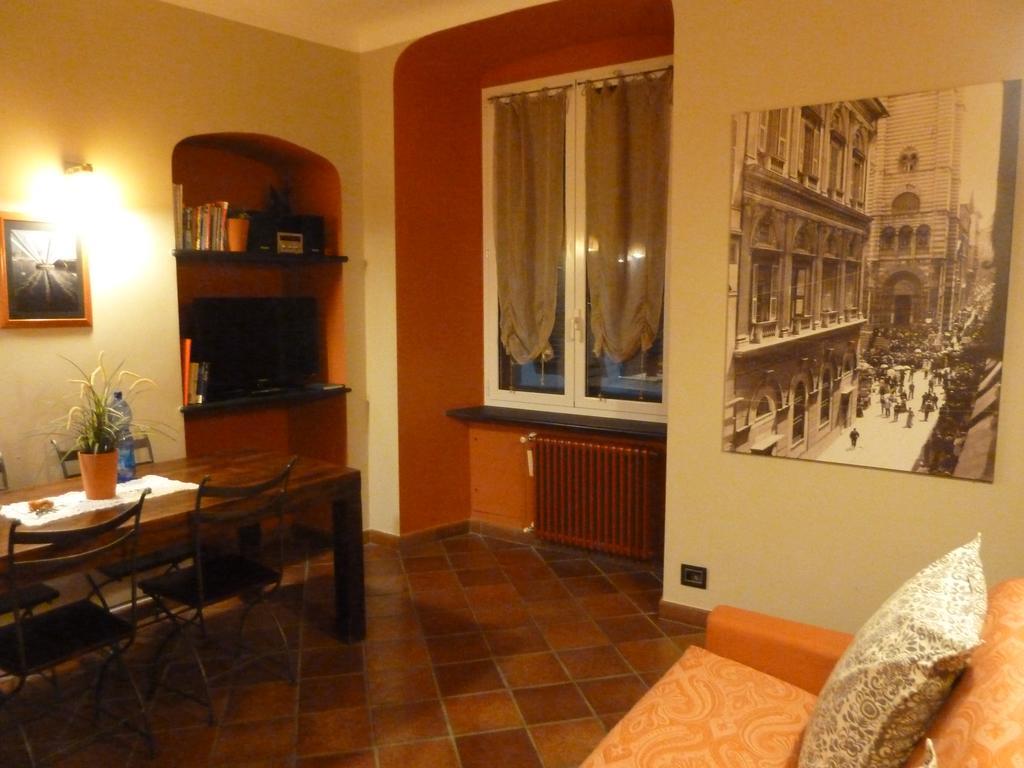 Casa Orefici, 4 In Front Of Aquarium!